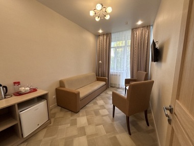 Размещение одного человека в номере «Люкс» без подселения по путёвке «Санаторно-курортная»